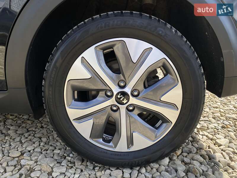 Внедорожник / Кроссовер Kia Niro 2020 в Львове фото 21 Внедорожник / Кроссовер Kia Niro 2020 в Львове