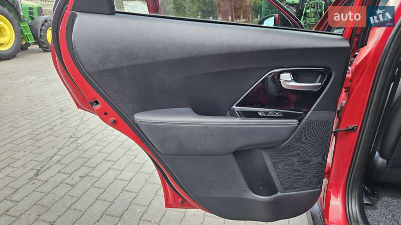 Внедорожник / Кроссовер Kia Niro 2020 в Радомышле фото 23 Внедорожник / Кроссовер Kia Niro 2020 в Радомышле