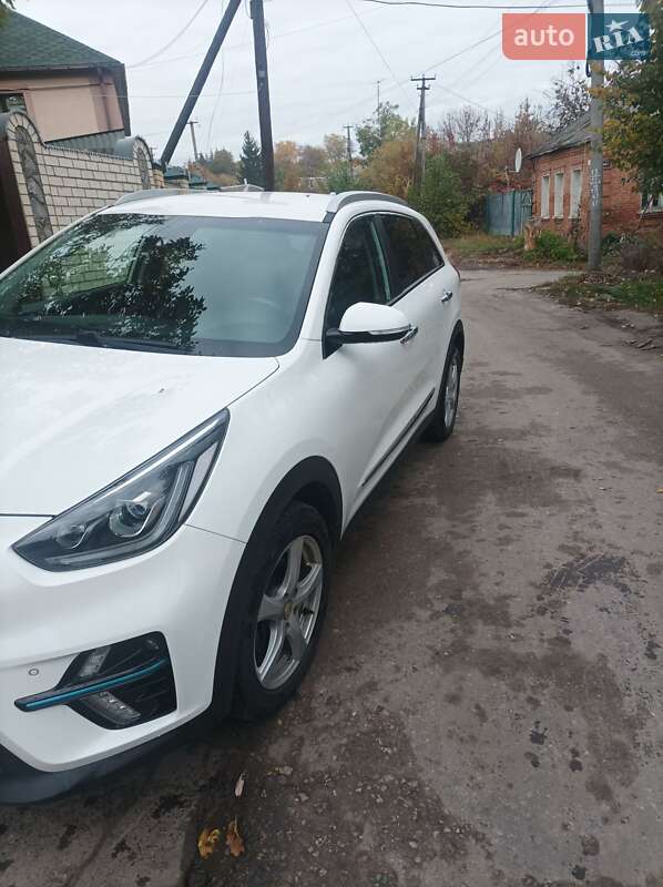 Позашляховик / Кросовер Kia Niro 2020 в Харкові