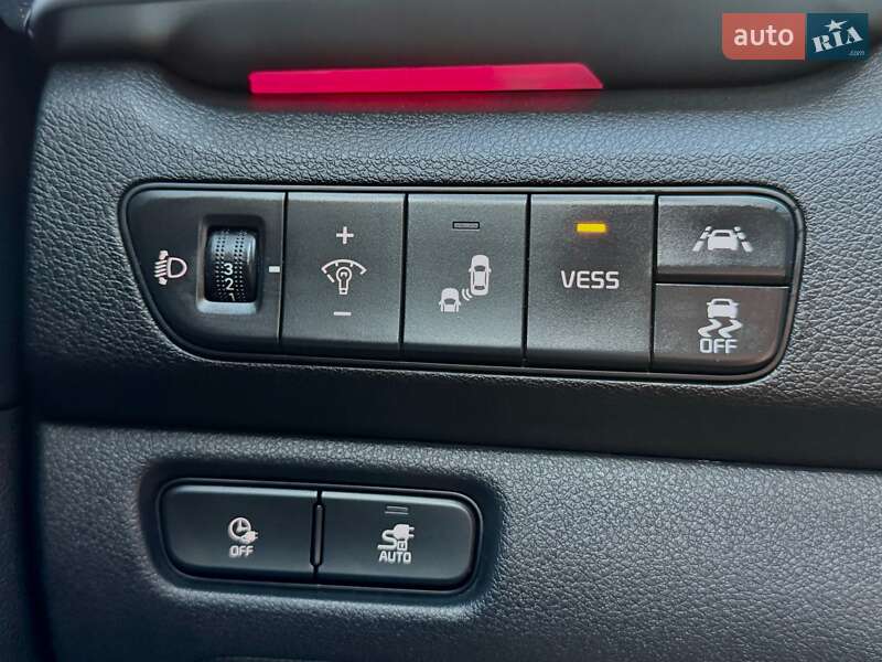 Позашляховик / Кросовер Kia Niro 2020 в Львові фото 12 Позашляховик / Кросовер Kia Niro 2020 в Львові