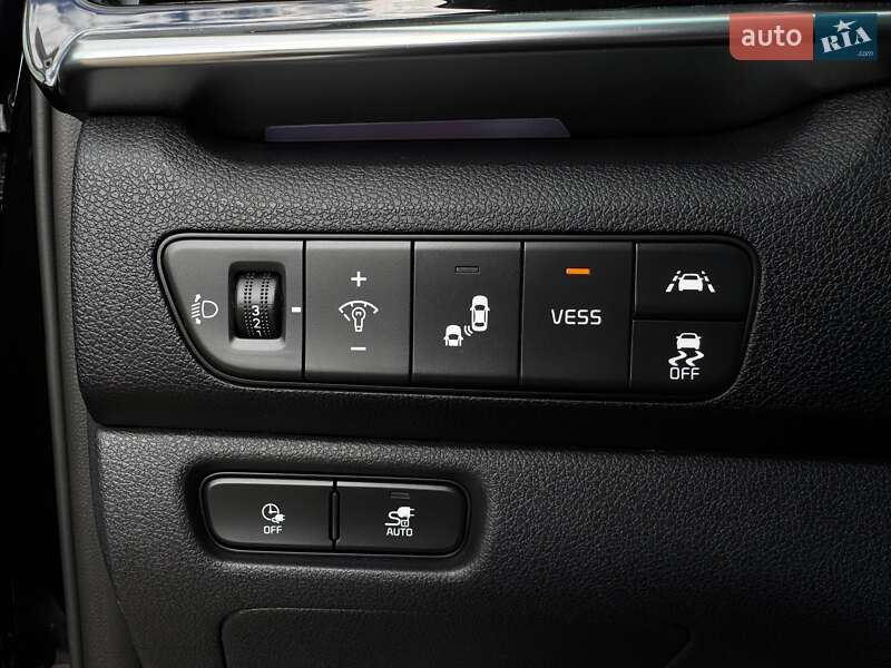 Позашляховик / Кросовер Kia Niro 2020 в Львові фото 14 Позашляховик / Кросовер Kia Niro 2020 в Львові