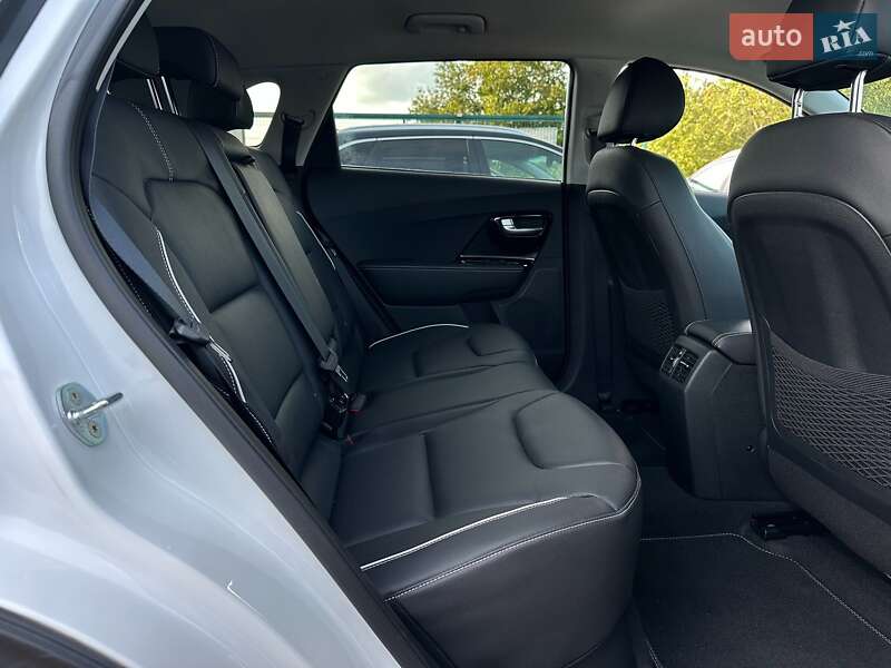 Внедорожник / Кроссовер Kia Niro 2020 в Львове фото 79 Внедорожник / Кроссовер Kia Niro 2020 в Львове