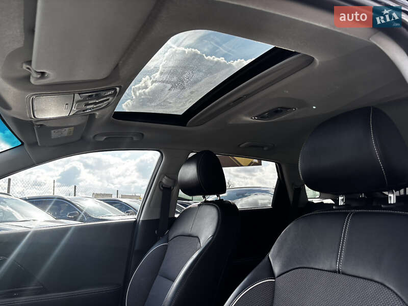 Позашляховик / Кросовер Kia Niro 2020 в Львові фото 27 Позашляховик / Кросовер Kia Niro 2020 в Львові