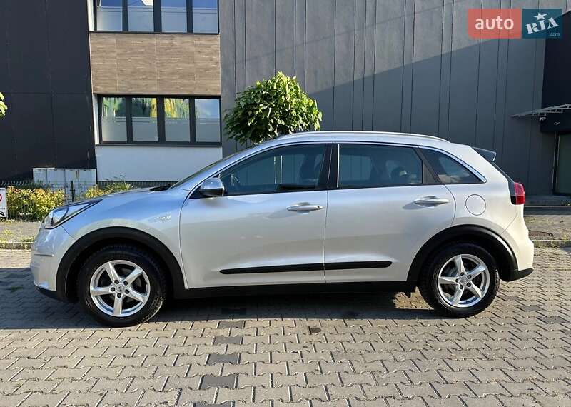 Позашляховик / Кросовер Kia Niro 2018 в Львові фото 6 Позашляховик / Кросовер Kia Niro 2018 в Львові