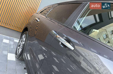 Позашляховик / Кросовер Kia Niro 2020 в  фото 11 Позашляховик / Кросовер Kia Niro 2020 в