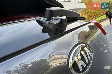 Позашляховик / Кросовер Kia Niro 2020 в  фото 30 Позашляховик / Кросовер Kia Niro 2020 в