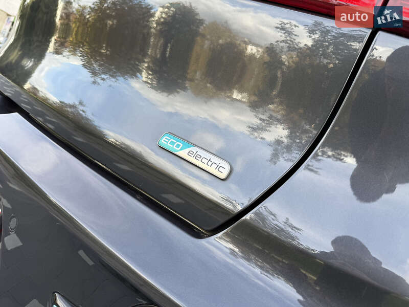 Позашляховик / Кросовер Kia Niro 2020 в Трускавці