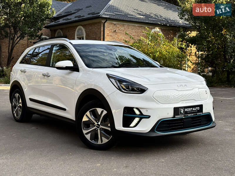 Внедорожник / Кроссовер Kia Niro 2022 в Киеве