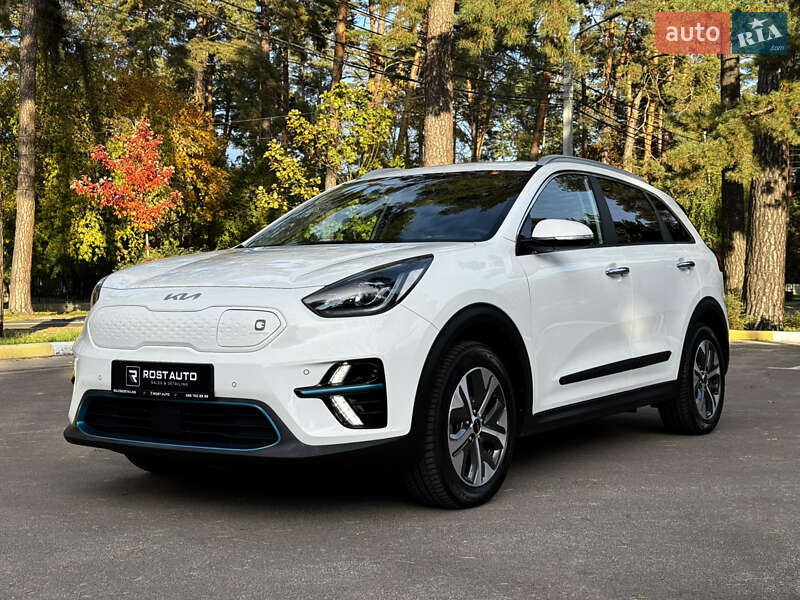 Внедорожник / Кроссовер Kia Niro 2022 в Киеве