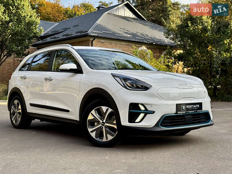 Внедорожник / Кроссовер Kia Niro 2022 в Киеве