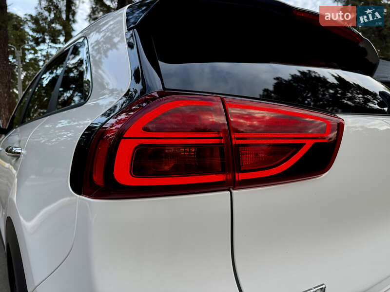 Внедорожник / Кроссовер Kia Niro 2022 в Киеве