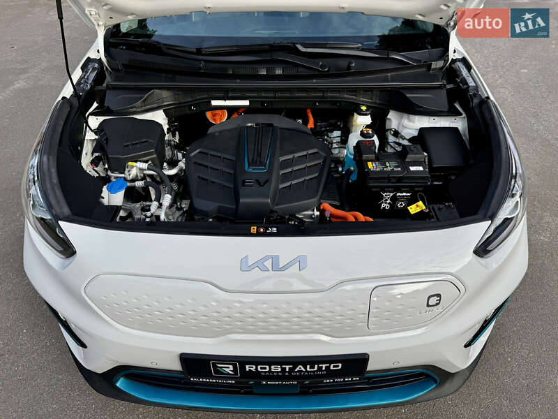 Внедорожник / Кроссовер Kia Niro 2022 в Киеве