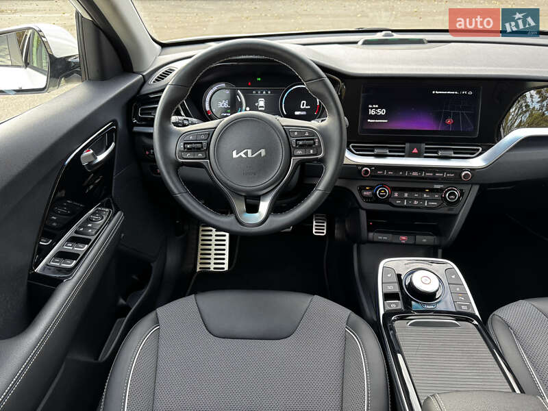 Внедорожник / Кроссовер Kia Niro 2022 в Киеве