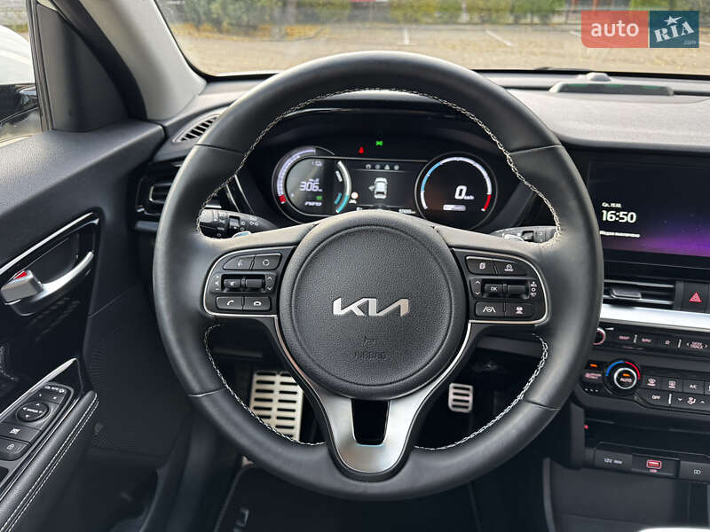 Внедорожник / Кроссовер Kia Niro 2022 в Киеве