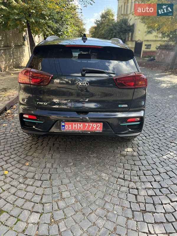 Внедорожник / Кроссовер Kia Niro 2020 в Сторожинце