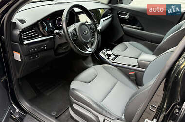 Внедорожник / Кроссовер Kia Niro 2021 в 