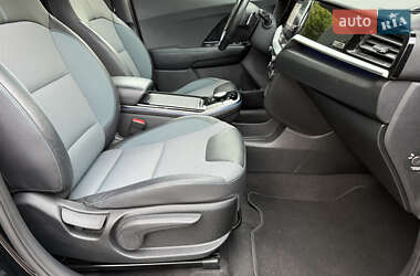 Внедорожник / Кроссовер Kia Niro 2021 в 