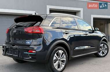 Позашляховик / Кросовер Kia Niro 2020 в  фото 11 Позашляховик / Кросовер Kia Niro 2020 в