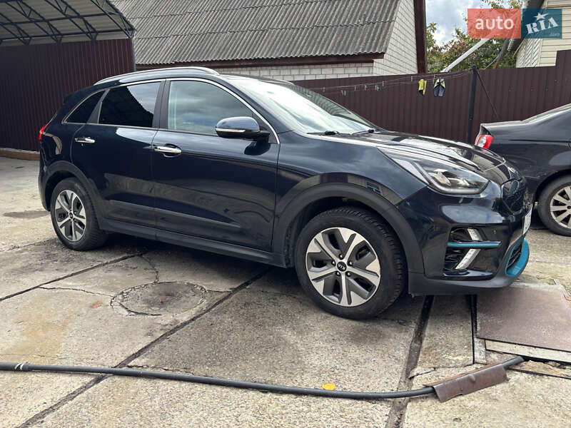 Позашляховик / Кросовер Kia Niro 2020 в Черкасах