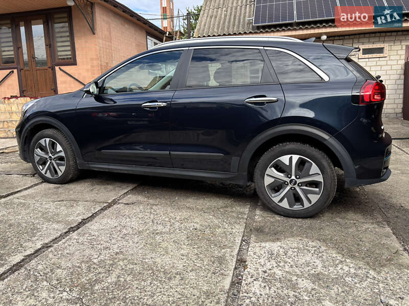 Позашляховик / Кросовер Kia Niro 2020 в Черкасах