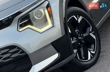 Внедорожник / Кроссовер Kia Niro 2023 в 