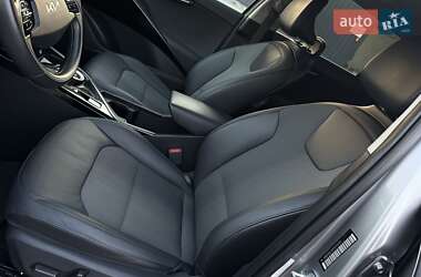 Внедорожник / Кроссовер Kia Niro 2023 в 