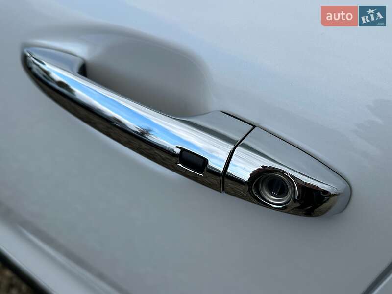 Внедорожник / Кроссовер Kia Niro 2021 в Львове