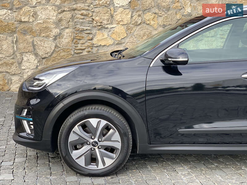 Внедорожник / Кроссовер Kia Niro 2020 в Ровно фото 6 Внедорожник / Кроссовер Kia Niro 2020 в Ровно