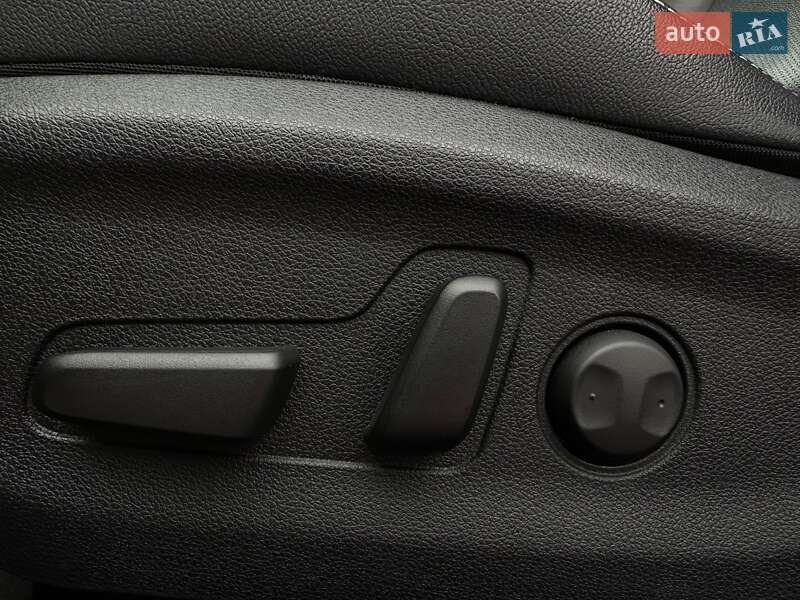 Позашляховик / Кросовер Kia Niro 2021 в Львові