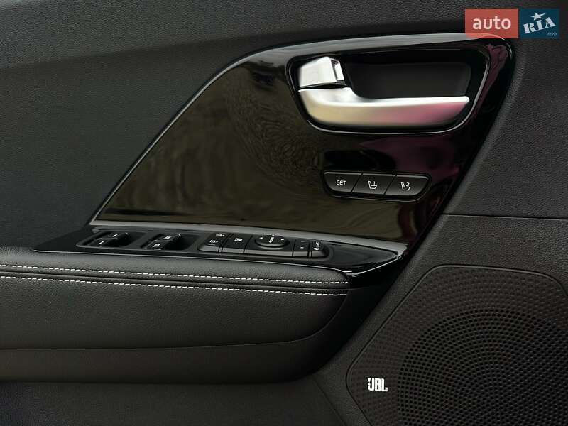 Позашляховик / Кросовер Kia Niro 2021 в Львові