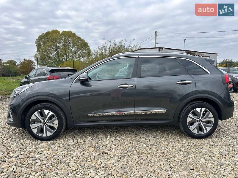 Позашляховик / Кросовер Kia Niro 2021 в Львові