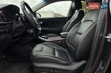 Внедорожник / Кроссовер Kia Niro 2021 в 