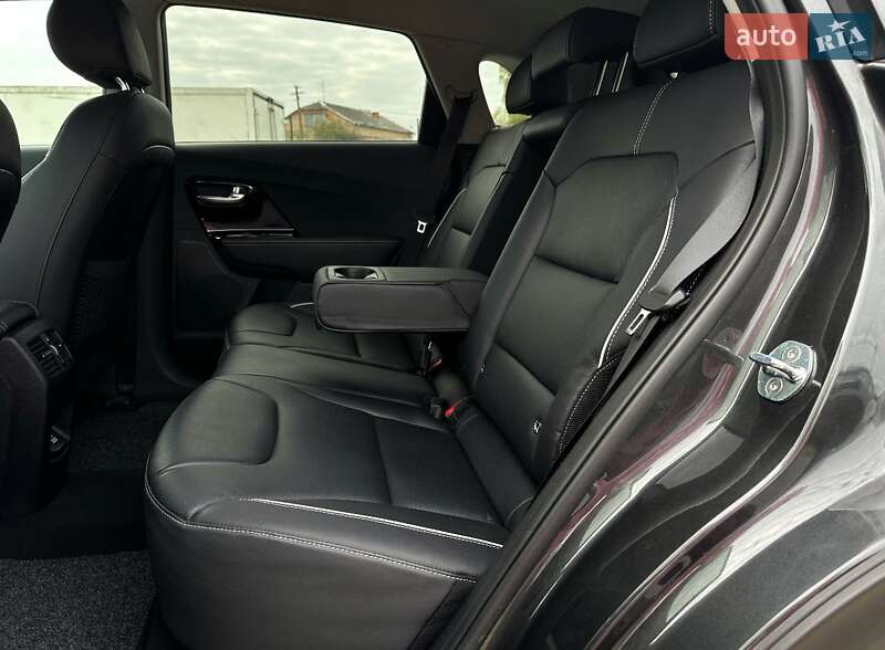 Позашляховик / Кросовер Kia Niro 2021 в Львові