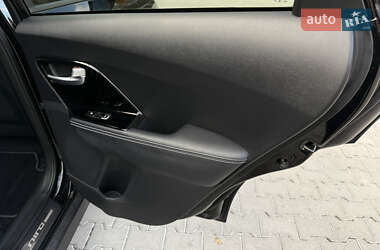 Внедорожник / Кроссовер Kia Niro 2021 в 