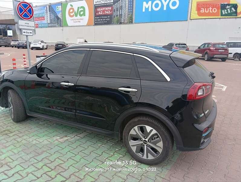 Позашляховик / Кросовер Kia Niro 2020 в Житомирі фото 5 Позашляховик / Кросовер Kia Niro 2020 в Житомирі