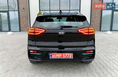 Позашляховик / Кросовер Kia Niro 2021 в 