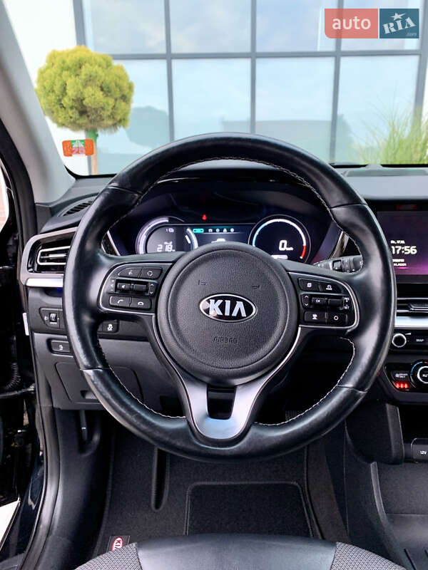 Позашляховик / Кросовер Kia Niro 2021 в Тернополі