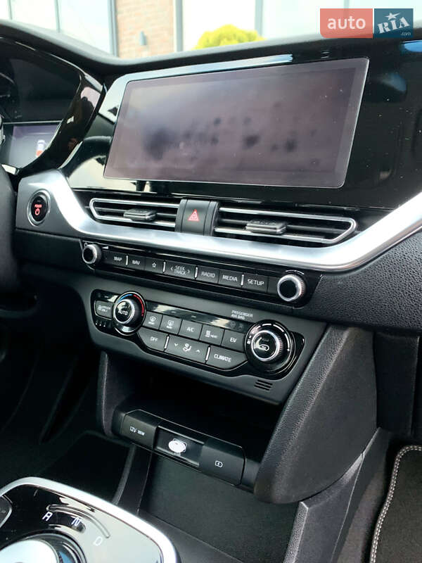 Позашляховик / Кросовер Kia Niro 2021 в Тернополі