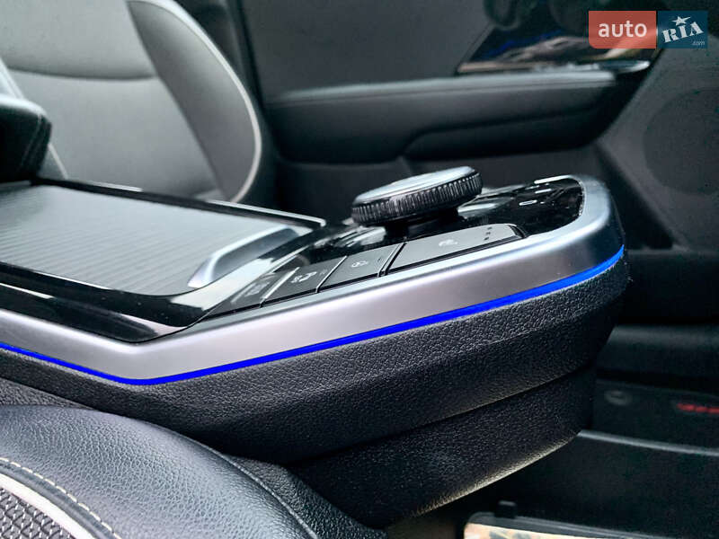 Позашляховик / Кросовер Kia Niro 2021 в Тернополі
