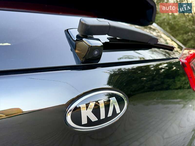 Позашляховик / Кросовер Kia Niro 2020 в Бердичеві