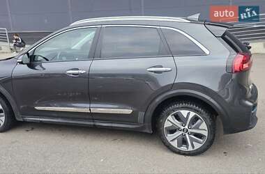 Внедорожник / Кроссовер Kia Niro 2021 в 