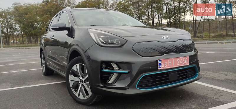 Позашляховик / Кросовер Kia Niro 2019 в Дніпрі фото Позашляховик / Кросовер Kia Niro 2019 в Дніпрі