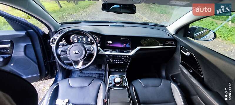 Позашляховик / Кросовер Kia Niro 2020 в Городку