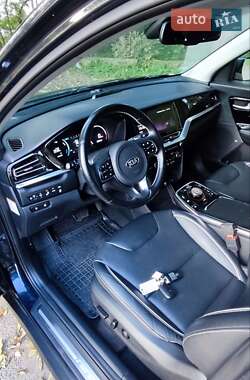 Внедорожник / Кроссовер Kia Niro 2020 в 