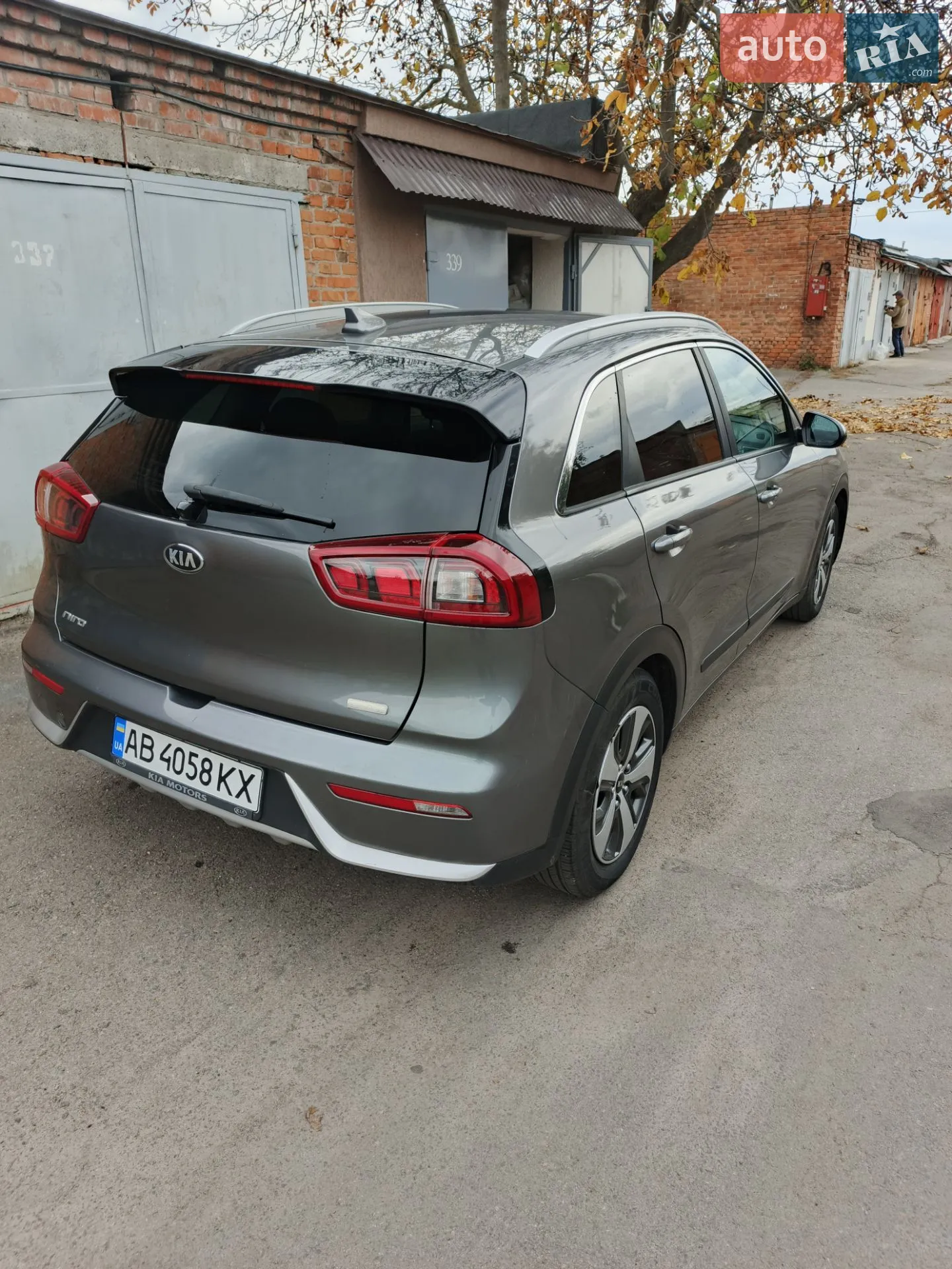 2017 Kia Niro - фото 1