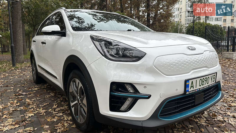Внедорожник / Кроссовер Kia Niro 2020 в Ирпене