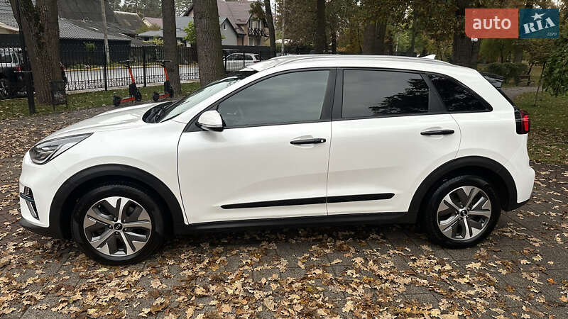 Внедорожник / Кроссовер Kia Niro 2020 в Ирпене