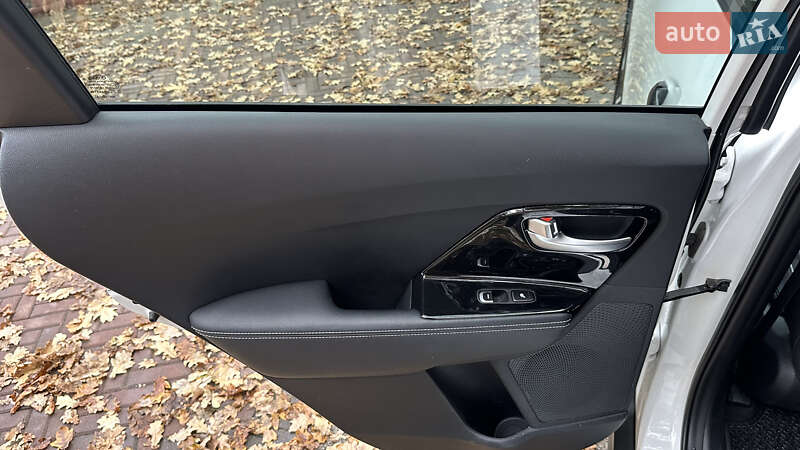 Внедорожник / Кроссовер Kia Niro 2020 в Ирпене