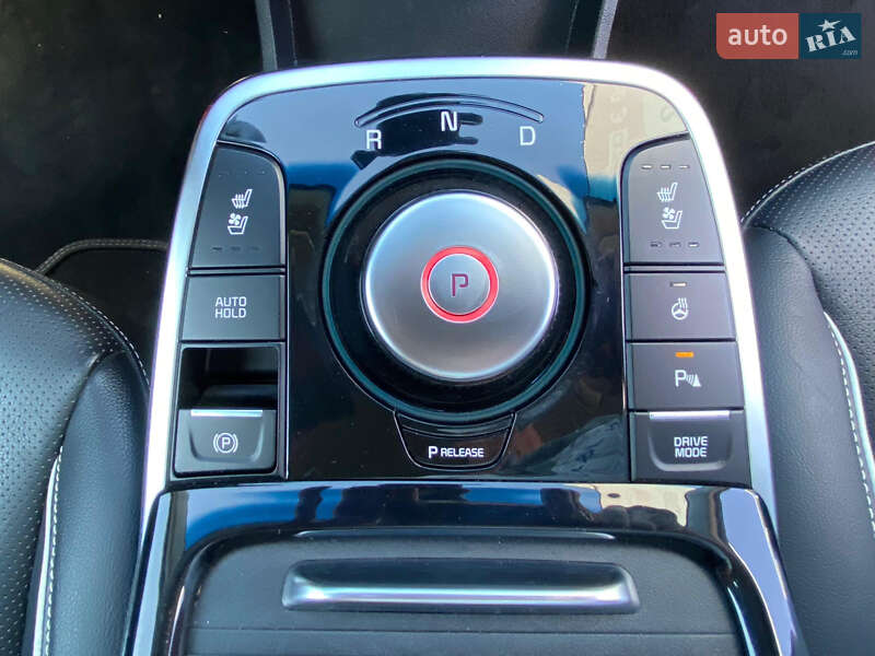 Внедорожник / Кроссовер Kia Niro 2019 в Ровно фото 15 Внедорожник / Кроссовер Kia Niro 2019 в Ровно
