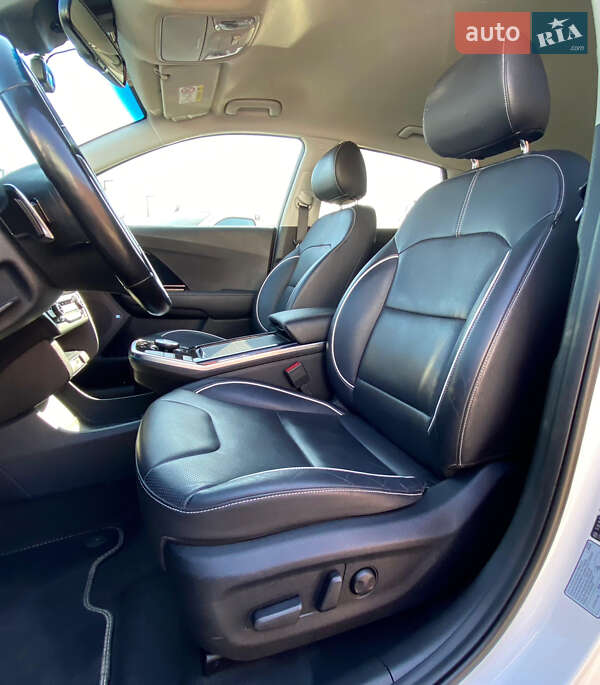 Внедорожник / Кроссовер Kia Niro 2019 в Ровно фото 24 Внедорожник / Кроссовер Kia Niro 2019 в Ровно